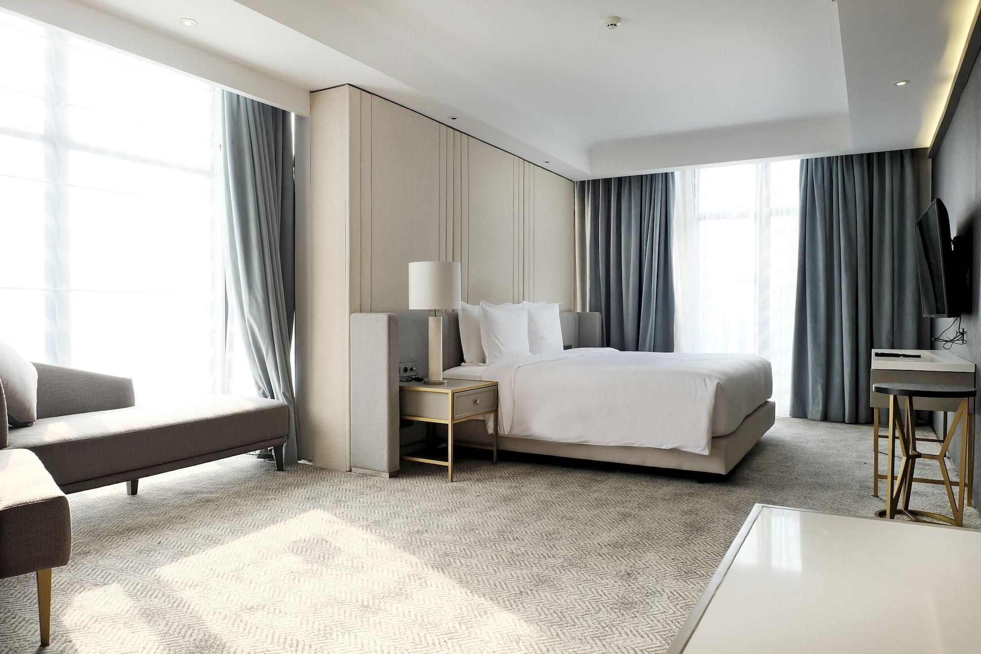 Goodrich Suites, ARTOTEL Portfolio Jakarta Exterior foto
