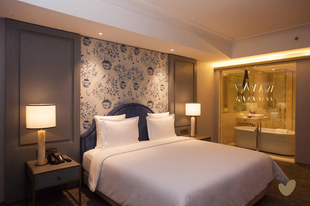 Goodrich Suites, ARTOTEL Portfolio Jakarta Exterior foto