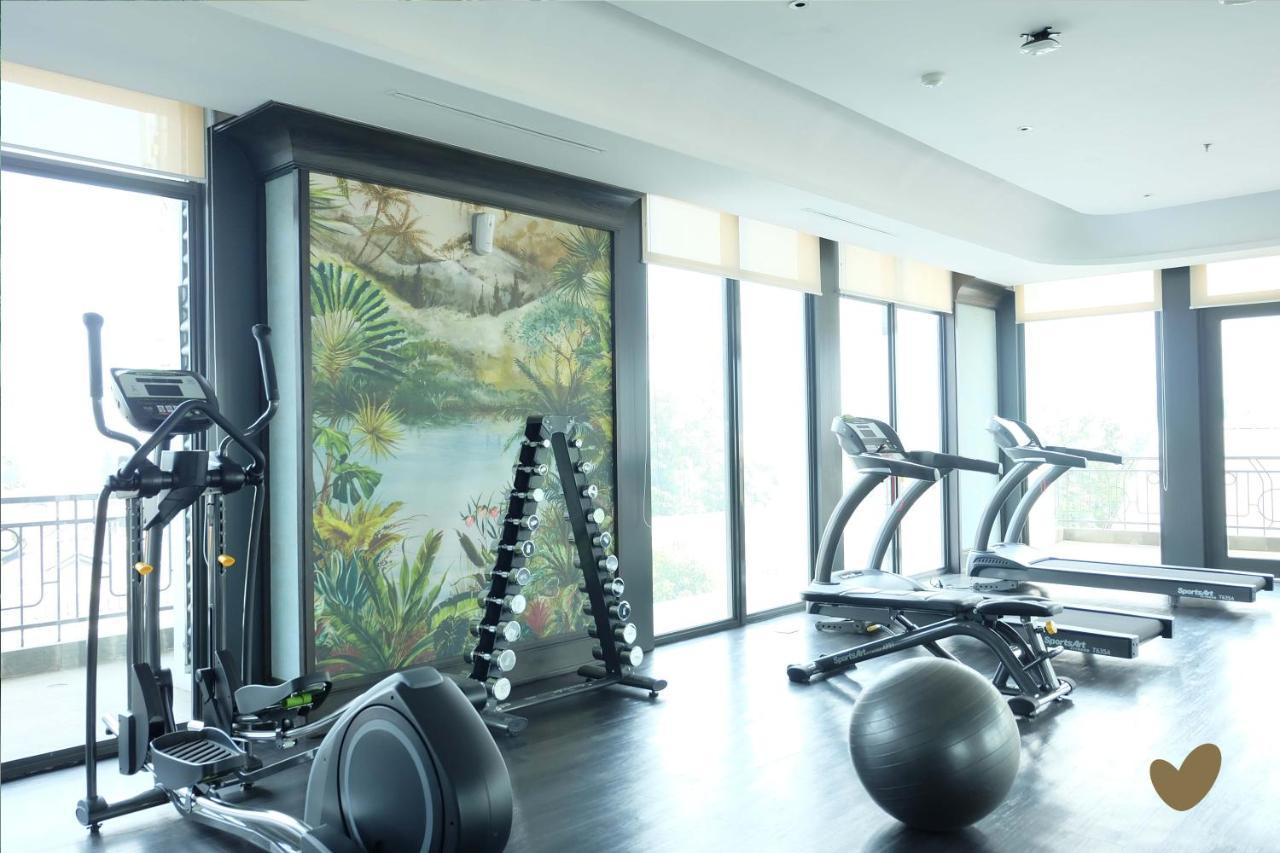 Goodrich Suites, ARTOTEL Portfolio Jakarta Exterior foto