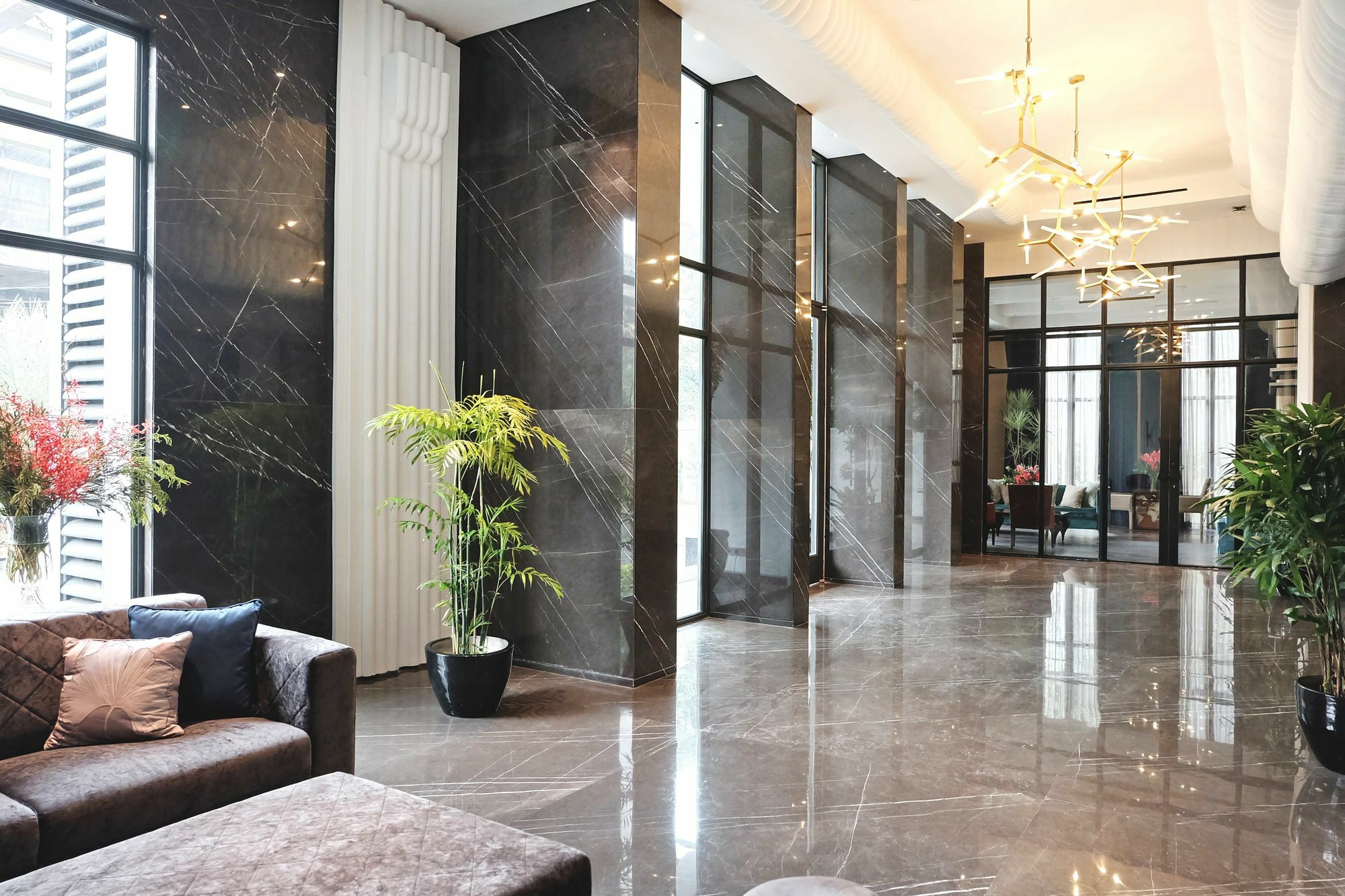 Goodrich Suites, ARTOTEL Portfolio Jakarta Exterior foto